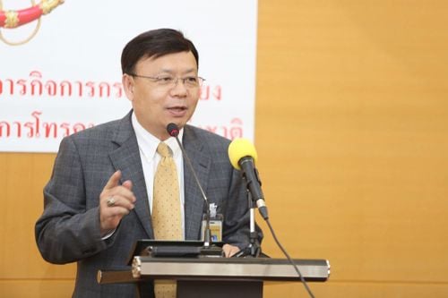 กสทช. เห็นชอบให้ ก.คลัง ยืมเงิน 14,300 ล้านบาท จากกองทุน กสทช. เพื่อนำไปใช้แทนเงินกู้บางส่วนสำหรับโครงการพัฒนาระบบบริหารจัดการน้ำและระบบขนส่งทางถนนระยะเร่งด่วน พร้อมเห็นชอบหลักเกณฑ์การประมูลเลขหมายสวยและให้นำไปประกาศในราชกิจจานุเบกษาเพื่อมีผลบังคับใช้ และให้นำเลขหมายสวยแบบ 9 ตัวเหมือน 1 เลขหมาย ไปประมูลครั้งแรกในงานวันสื่อสารแห่งชาติปี 2558