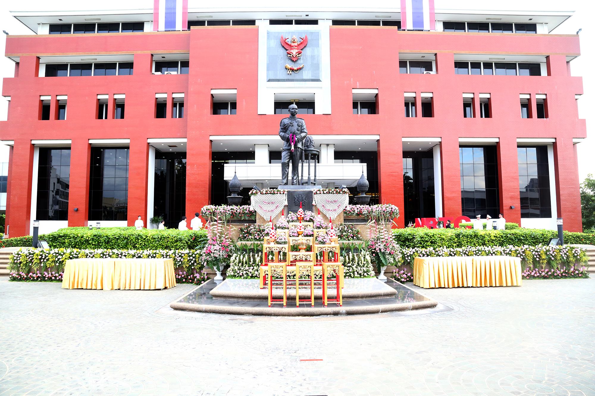 01.jpg