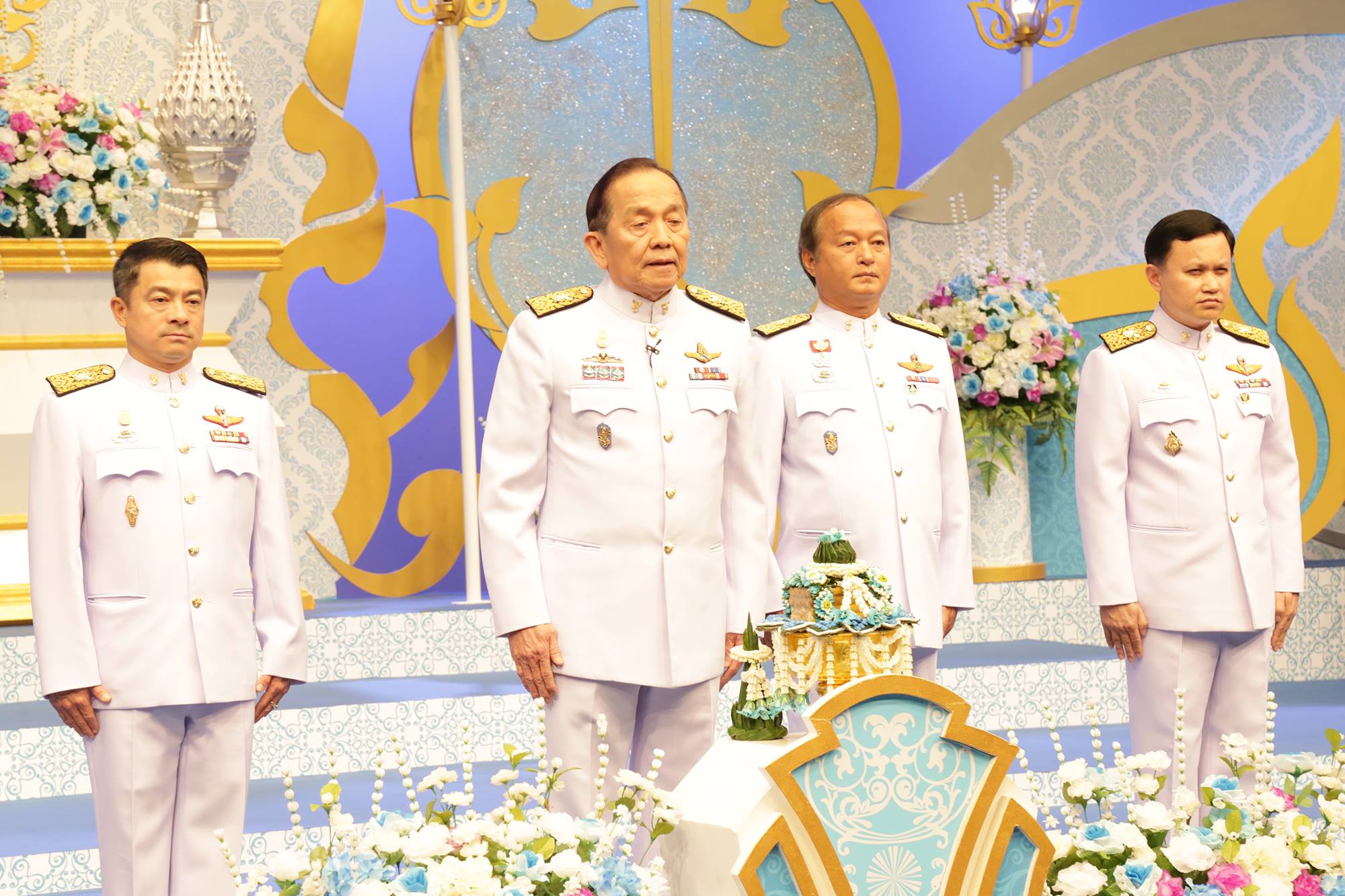 05.jpg
