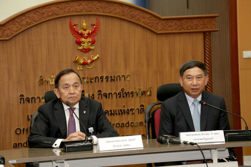 พล.อ.อ.ประจิน” รองนายกรัฐมนตรี หารือแนวทางจัดสรรคลื่นความถี่ร่วมกับ “สำนักงาน กสทช.” หนุนประมูลคลื่นความถี่ย่าน 1800 และ 900 เมกะเฮิรตซ์
