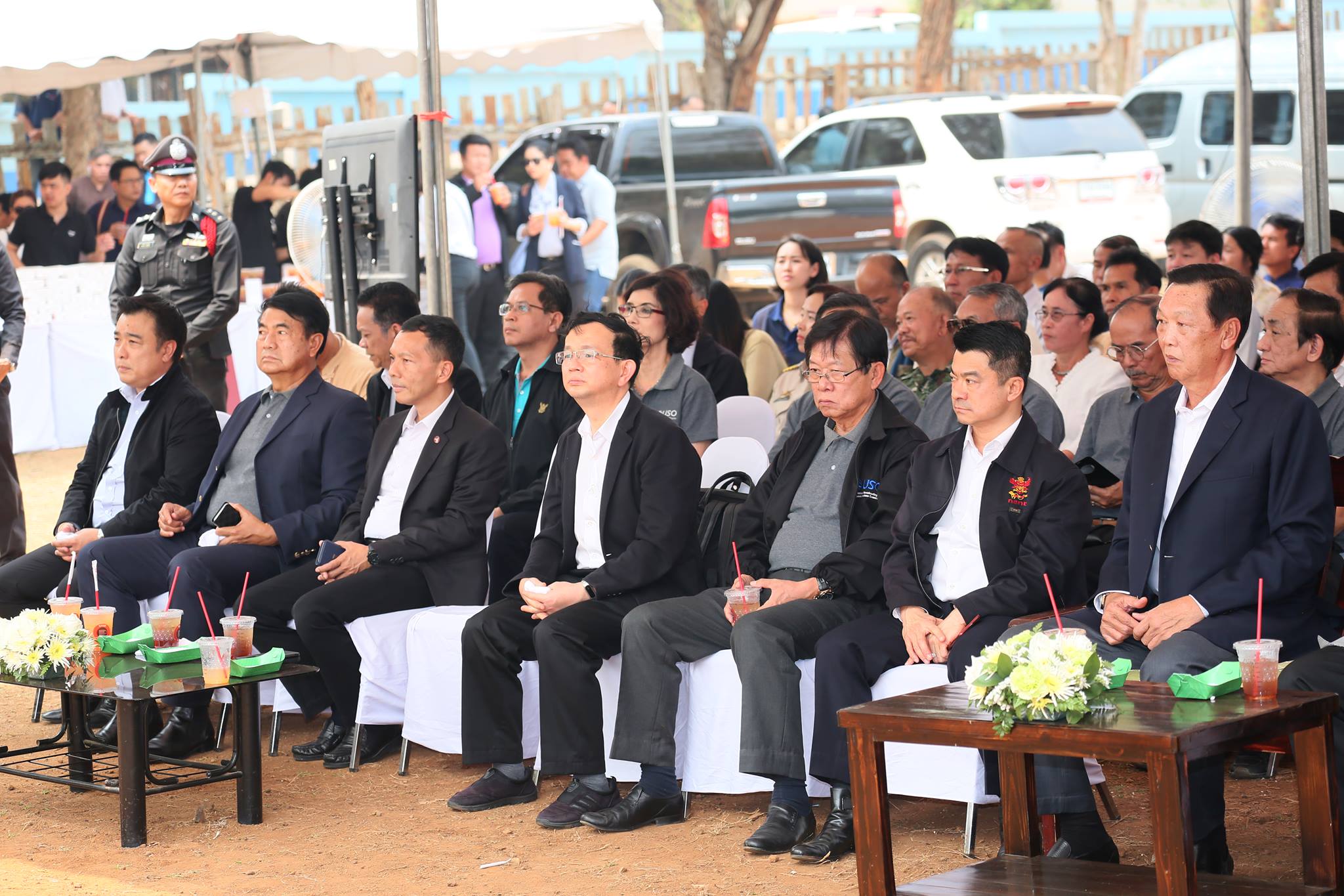 03.jpg