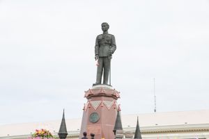 สำนักงาน กสทช. ร่วมพิธีวางพวงมาลาถวายราชสักการะพระบรมราชานุสาวรีย์ พระบาทสมเด็จพระปรเมนทรมหาอานันทมหิดล พระอัฐมรามาธิบดินทร (รัชกาลที่ 8 ) เนื่องในวันอานันทมหิดล