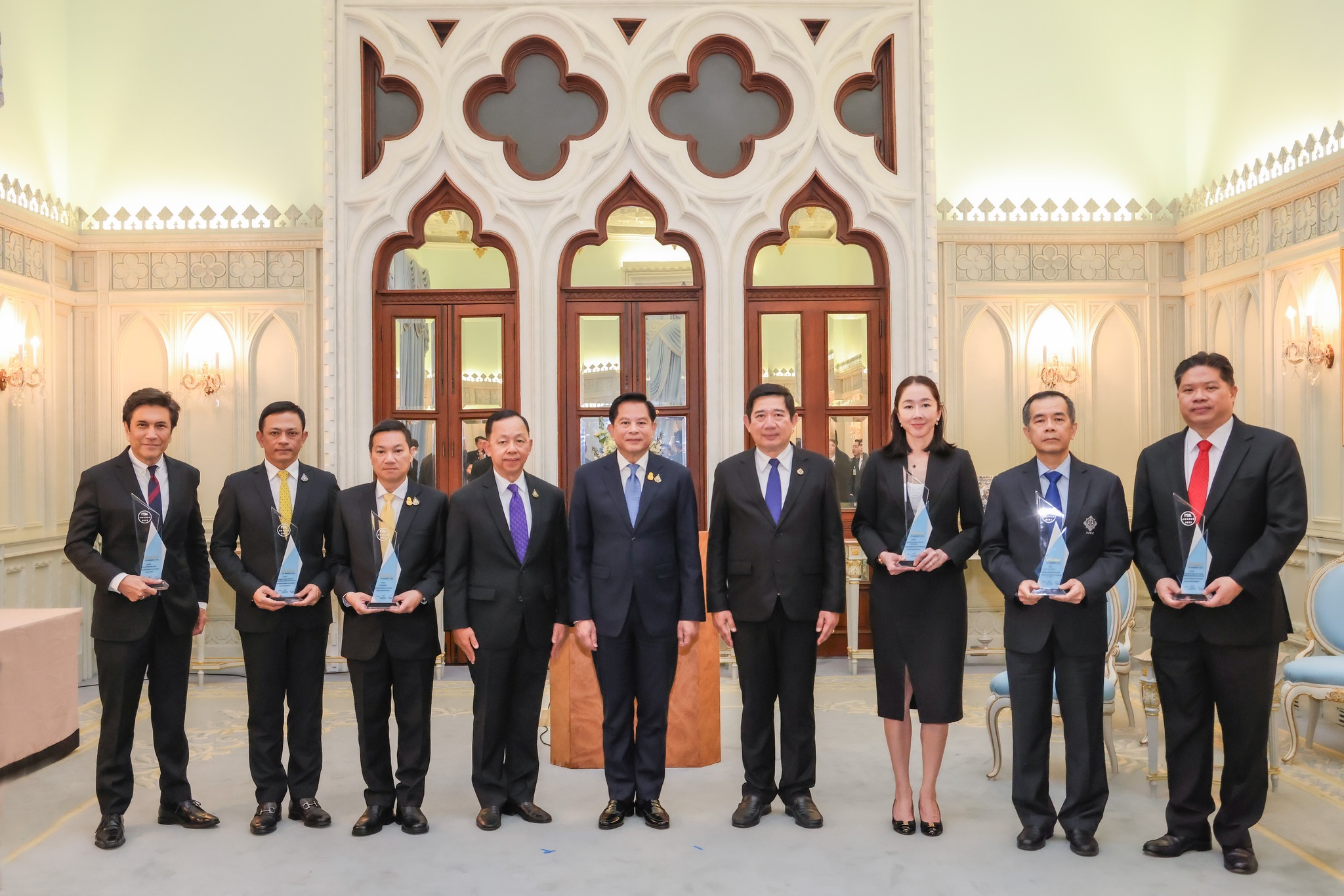 03.jpg