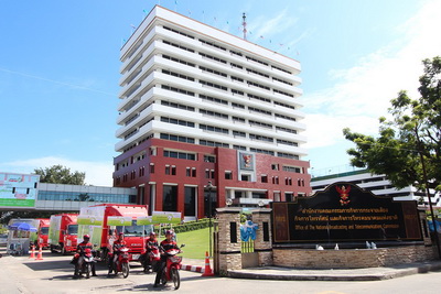09.jpg