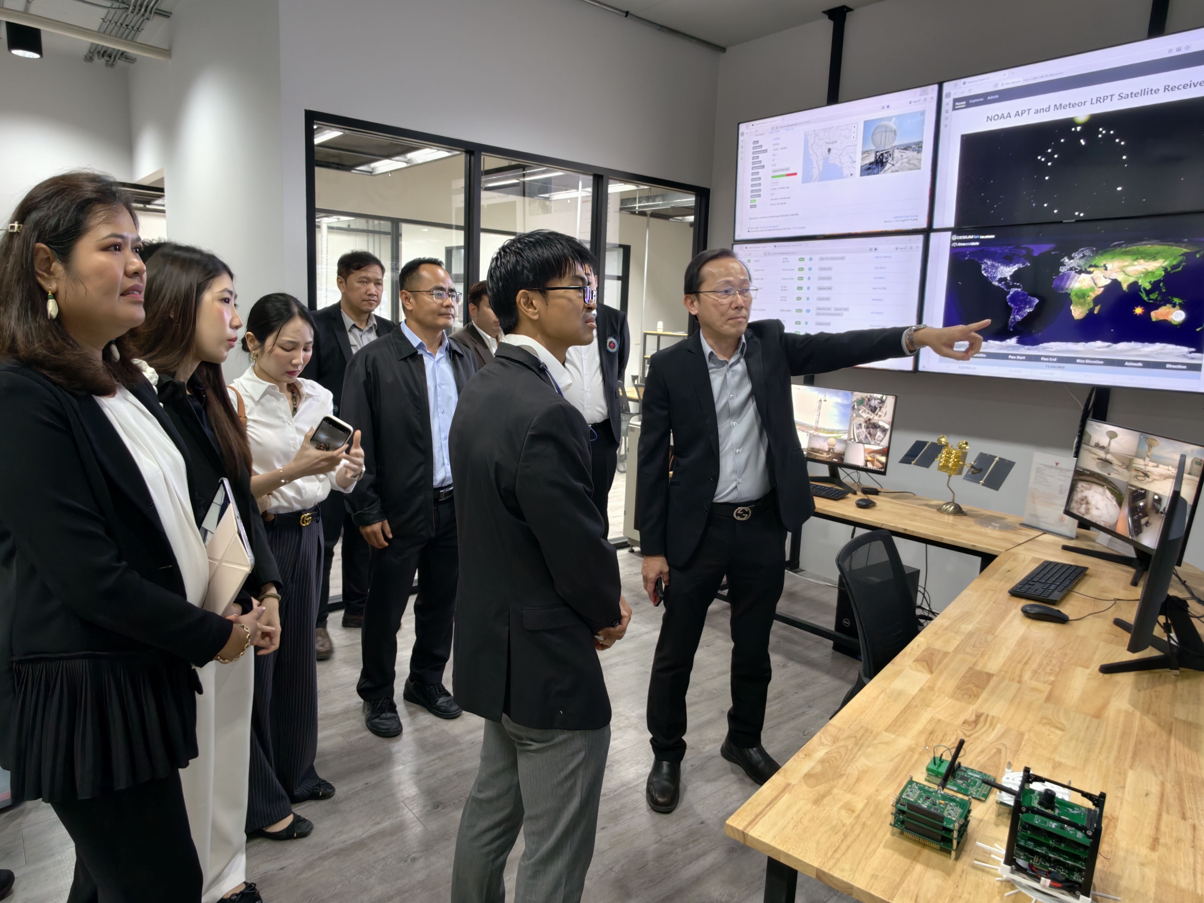 08.jpg